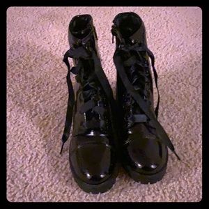 Madden Girls Black Gloss Boots